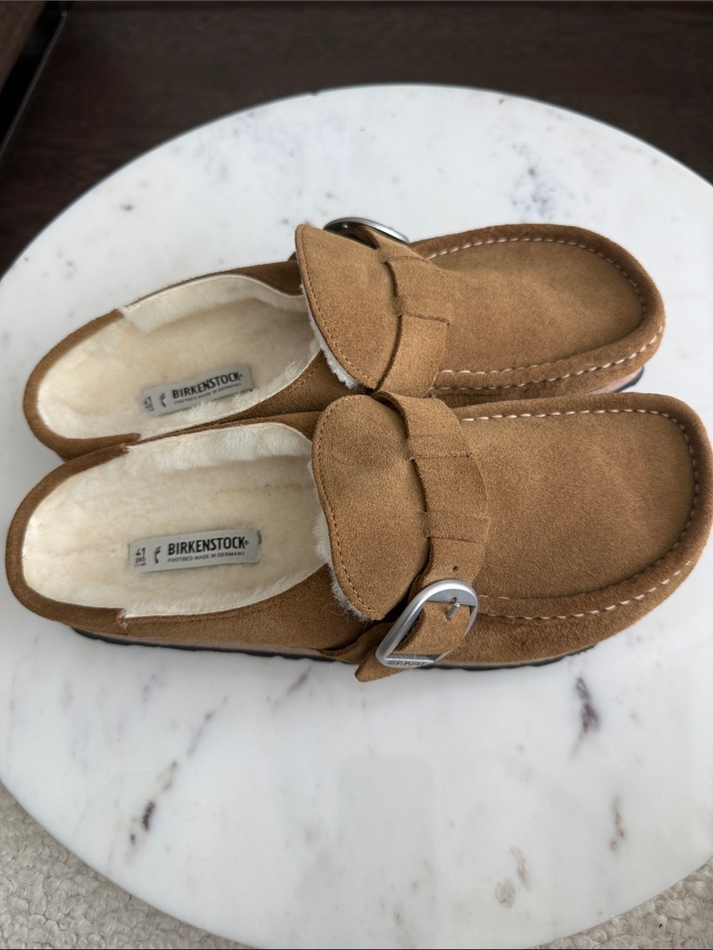 Birkenstock Tan Suede Shearling-Lined Slip-On Clogs with Buckle Size 10 NWOT